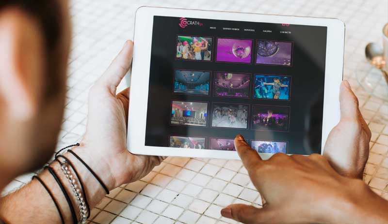 Imagen del sitio web en diferentes dispositivos